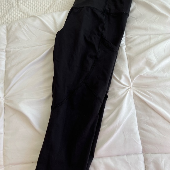 Lululemon Crop Leggings - Picture 2 of 2